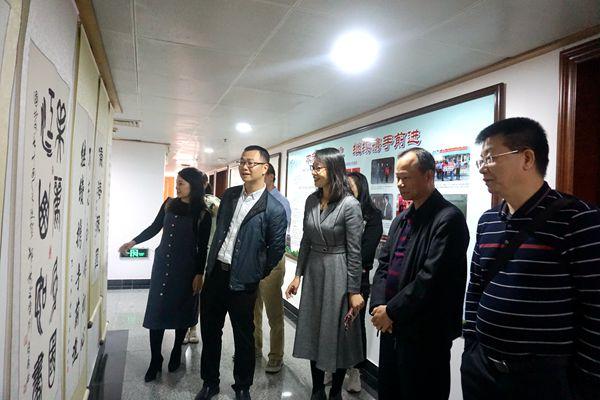 參觀市委會機關_副本.jpg